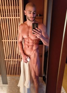 Blaise - Male escort in Dubai Photo 19 of 27