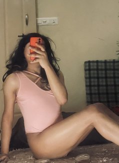 Blake - Transsexual escort in Bangalore Photo 3 of 9