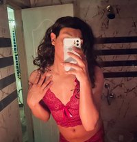 Blake - Transsexual escort in Bangalore