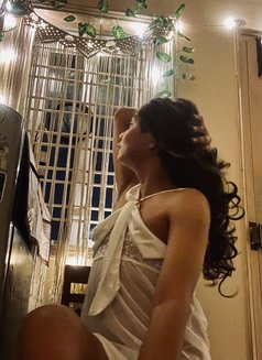 Blake - Transsexual escort in Bangalore Photo 10 of 11