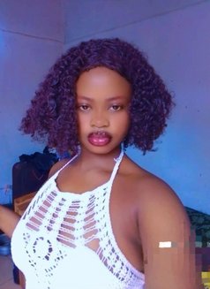Blandine - escort in Lomé Photo 2 of 6