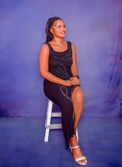 Blandine - escort in Lomé Photo 4 of 6