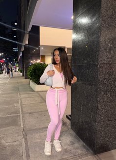 Blasian Baddie • Camshow • Custom Conten - escort in Makati City Photo 6 of 10