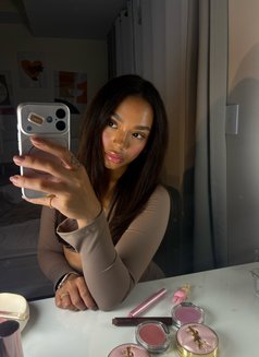 Blasian Baddie • Camshow • Custom Conten - puta in Manila Photo 11 of 11