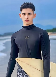 BLASTER YOUNG - Acompañantes masculino in Bali Photo 5 of 5