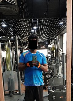 Blender - Male escort in Dubai Photo 3 of 3