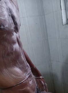 bling - Acompañantes masculino in Mumbai Photo 2 of 2