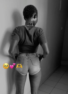 Bliss Creamer 🧚 - adult performer in Nairobi Photo 10 of 10