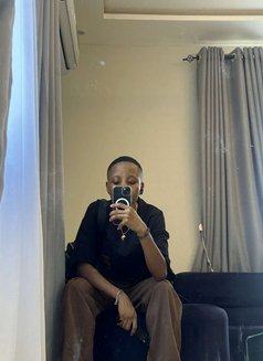 Bliss - escort in Accra Photo 2 of 5