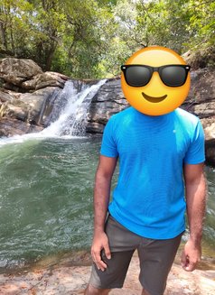 Blissful Hands Professional Massage - masseur in Colombo Photo 1 of 3