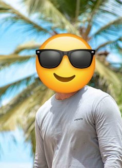 Blissful Hands Professional Massage - masseur in Colombo Photo 2 of 3