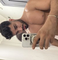 Blok - Male escort in İstanbul