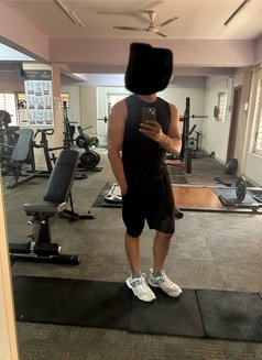 Blokeanderson - Male escort in Bangalore Photo 1 of 2