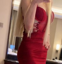 Blond Independent - escort in Dubai