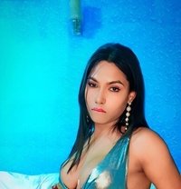 Blond Erotic Shemale - Acompañantes transexual in New Delhi Photo 8 of 30