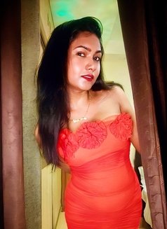 Blond Erotic Shemale - Transsexual escort in New Delhi Photo 27 of 30