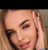 Blond Kristina - puta in Bangkok