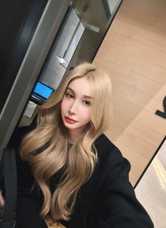 Blonde girl VVIP π¦πΊ - escort in Busan Photo 22 of 25