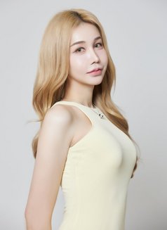 Blonde girl VVIP π¦πΊ - escort in Busan Photo 23 of 25