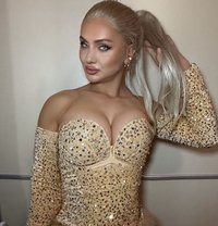 🇹🇷وصلت للتو . لفترة قصيرة🇹🇷 blonde1 - Transsexual escort in Riyadh Photo 1 of 5