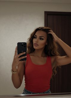 Blondie146 - Male escort in Riyadh Photo 9 of 9