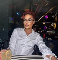 Blondie146 - Male escort in Doha