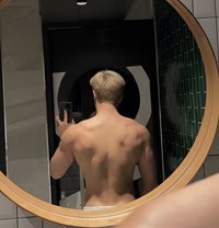 Blondiie - Male escort in İstanbul