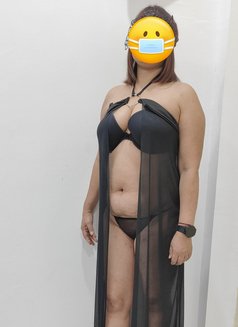 Bloosom (Cash only accepted) - puta in Noida Photo 2 of 4