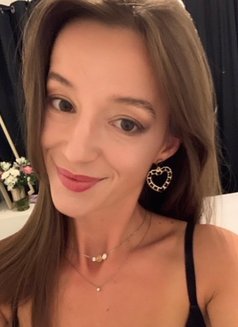 Blossom - escort in London Photo 6 of 6