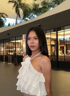 Blossom - Transsexual escort in Bangkok Photo 6 of 7