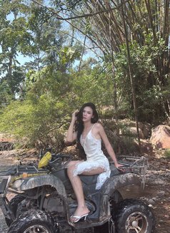 Blossom - Transsexual escort in Bangkok Photo 7 of 7