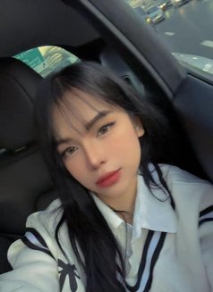 Blossom "young petite cute girl - escort in Singapore Photo 10 of 20