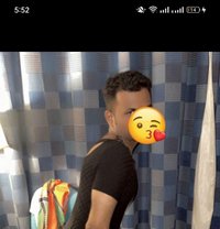 Blowjob for 15 Rials Only - Male escort in Şalālah