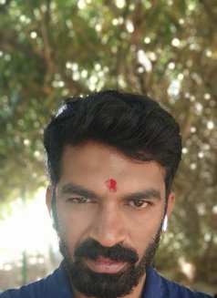 Blrhothunk - Acompañantes masculino in Bangalore Photo 2 of 2