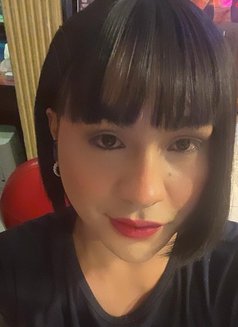 Blue Berry - Masajista in Al Manama Photo 1 of 2