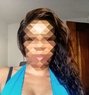 Blue - puta in Abidjan Photo 1 of 4