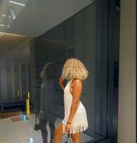 Blue - escort in Nairobi