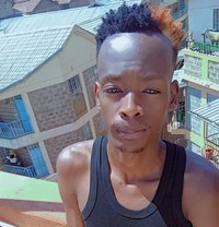 Blue - Acompañantes masculino in Nairobi