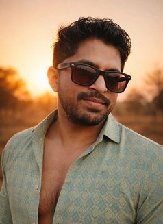 Blue Steel - Male escort in New Delhi Photo 5 of 5
