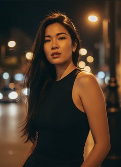 ELOI, the sexpert - escort in Mumbai Photo 4 of 12
