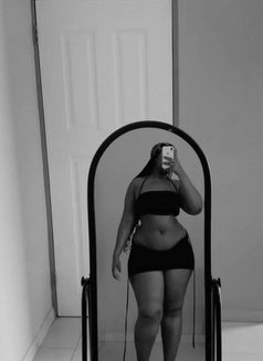 Blvck Tia - puta in Sasebo Photo 2 of 3