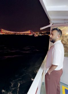 Bob Maestro - Acompañantes masculino in Beirut Photo 2 of 4