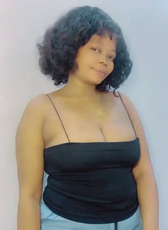 Bobby B - escort in Cotonou Photo 5 of 5