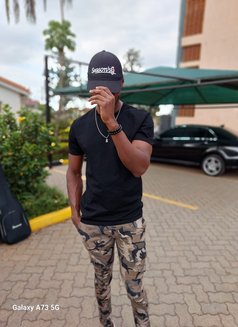 Bobby - Male escort in Nairobi Photo 6 of 7