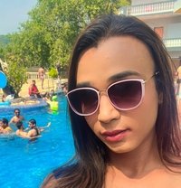 Bobby Love - Transsexual escort in Mumbai