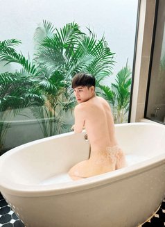 Bobie - Acompañantes masculino in Bangkok Photo 2 of 9
