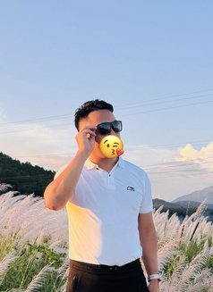 Boby - Male escort in Kathmandu Photo 2 of 2