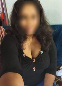 Body Massage for Ladies and Gentlemen - puta in Colombo Photo 3 of 4