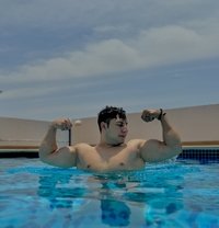Gym-boy - Male escort in Dubai
