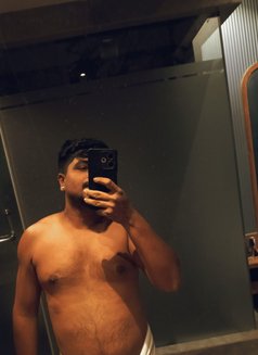 Body Massure for Female in Mumbai - Male escort in Mumbai Photo 9 of 11